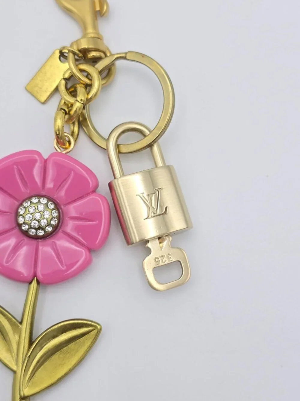 Louis Vuitton Gold Lock 🔑 Authentic LV Padlock + Unbranded Flower Bag Charm